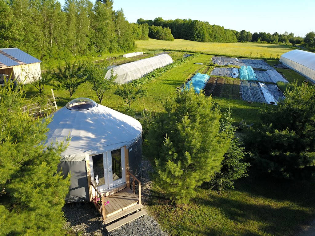 Jardins Chant de Vie | 225 2e Rang, Drummond, QC J0B 2T0, Canada | Phone: (819) 826-1324