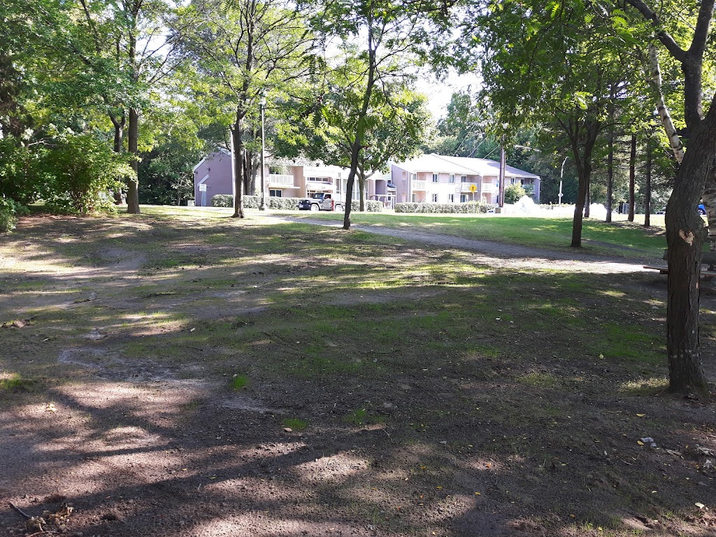 Aréna Martin-St-Louis | 655 Rue Sylvie, Laval, QC H7X 2X2, Canada | Phone: (450) 689-3985
