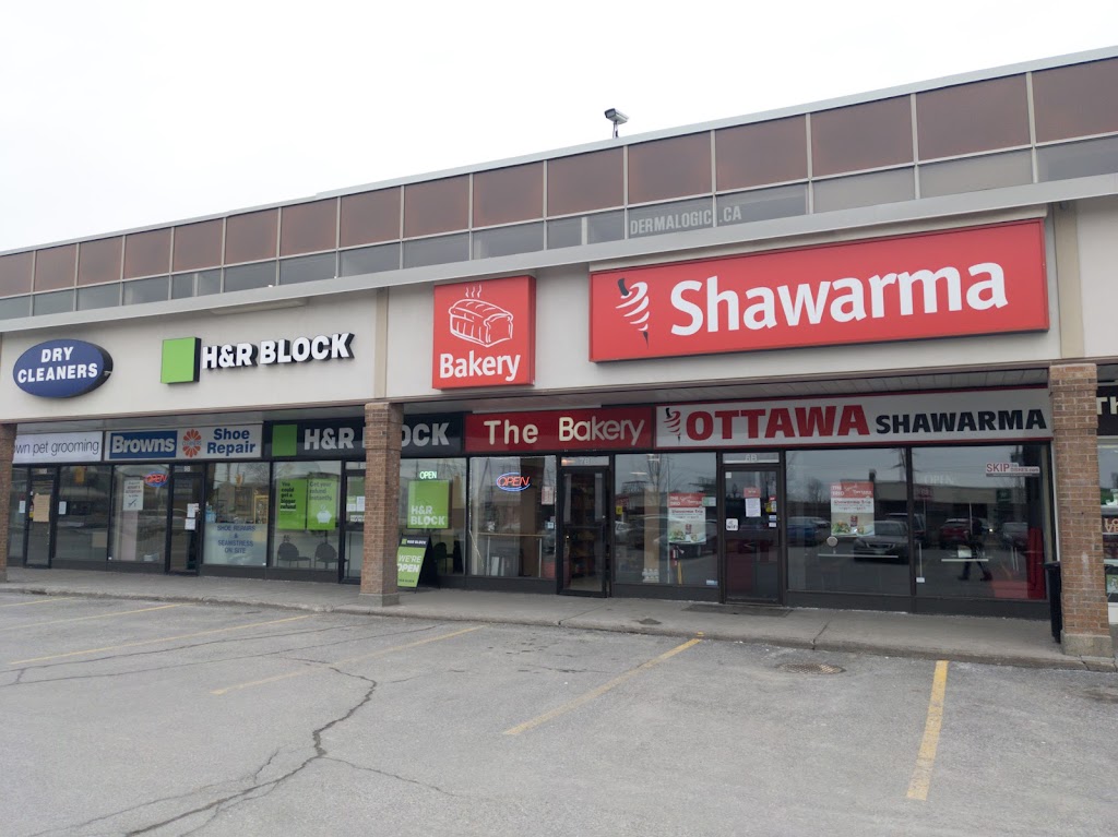 H&R Block | 250 Greenbank Rd, Ottawa, ON K2H 8X4, Canada | Phone: (343) 700-4438