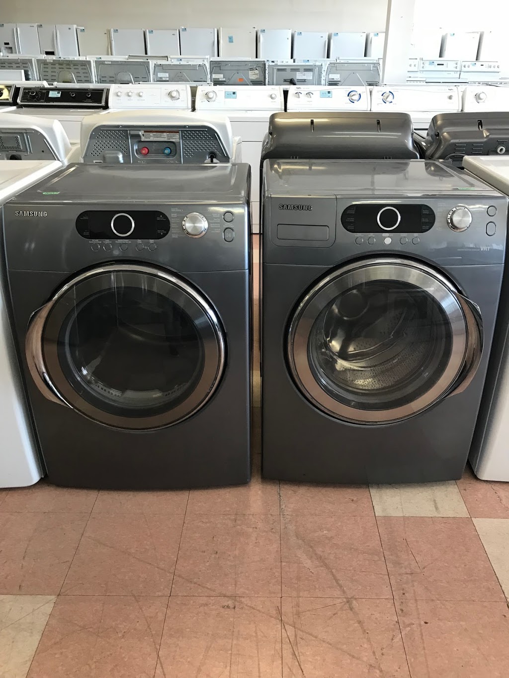 EconoPlus | 8799 Boulevard Newman, LaSalle, QC H8R 1Y9, Canada | Phone: (514) 366-6262