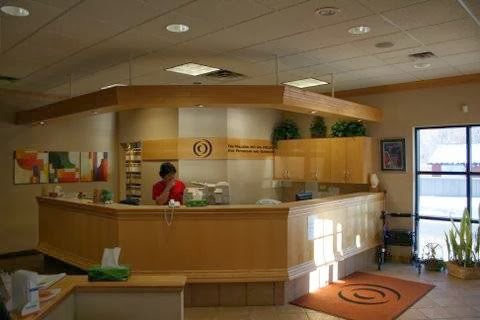 Dr Tim Hillson, Eye Physician and Surgeon | 384 West Street N, Orillia, ON L3V 5E6, Canada | Phone: (705) 325-6591