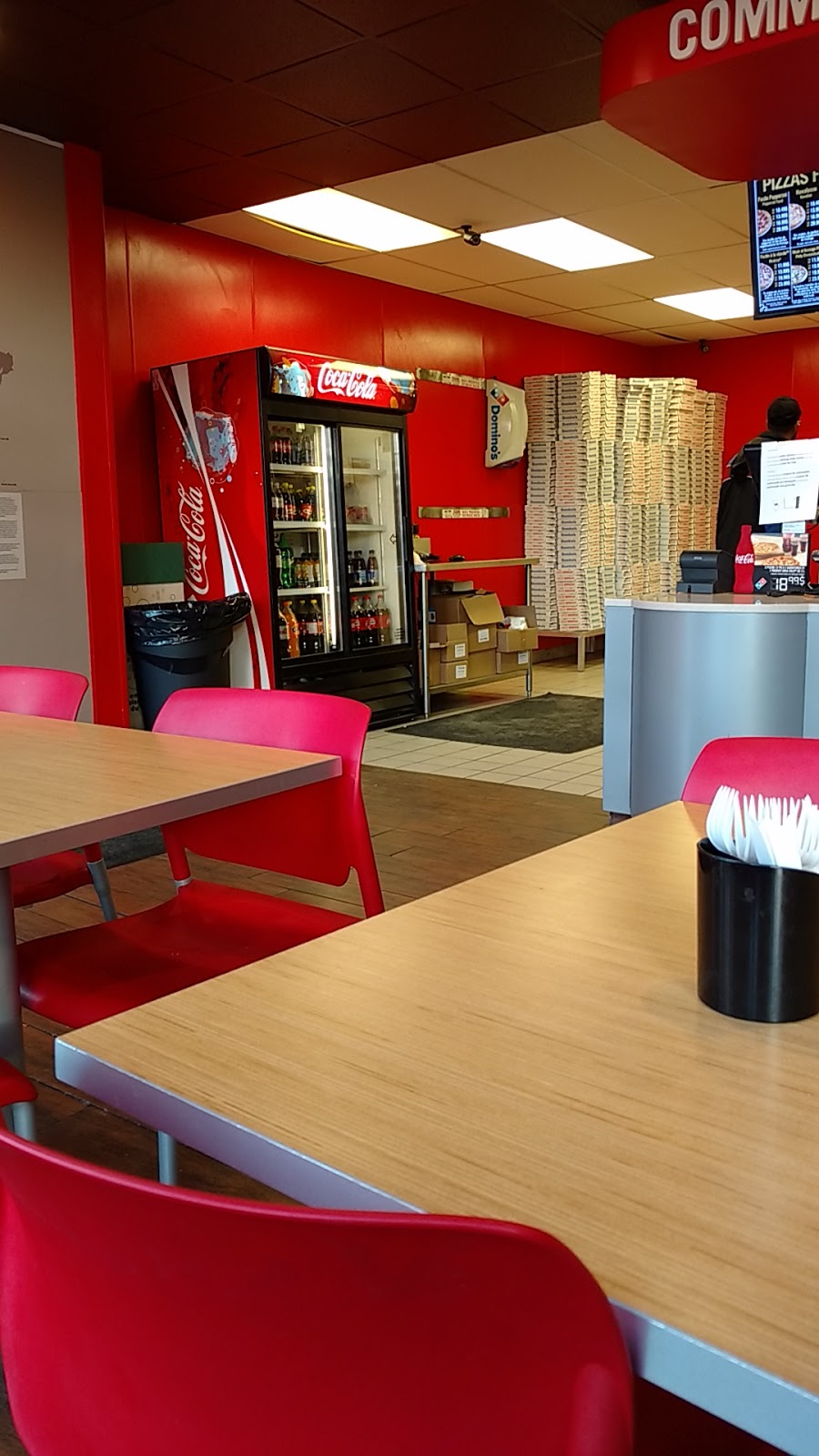 Dominos | 3290 Boulevard Rosemont, Montréal, QC H1X 1K2, Canada | Phone: (514) 729-9111