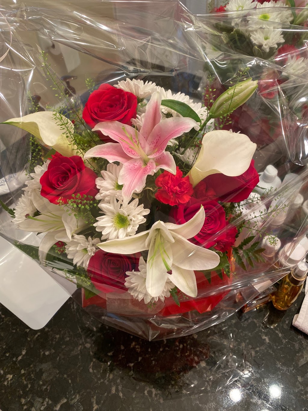 Irenes Floral | 2354 Major MacKenzie Dr W Unit 17, Maple, ON L6A 3Y7, Canada | Phone: (905) 553-1530