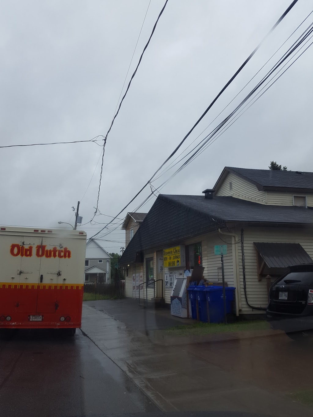 Depanneur Gibeau | 641 Rue Bélanger, Gatineau, QC J8L 2N4, Canada | Phone: (819) 986-2060