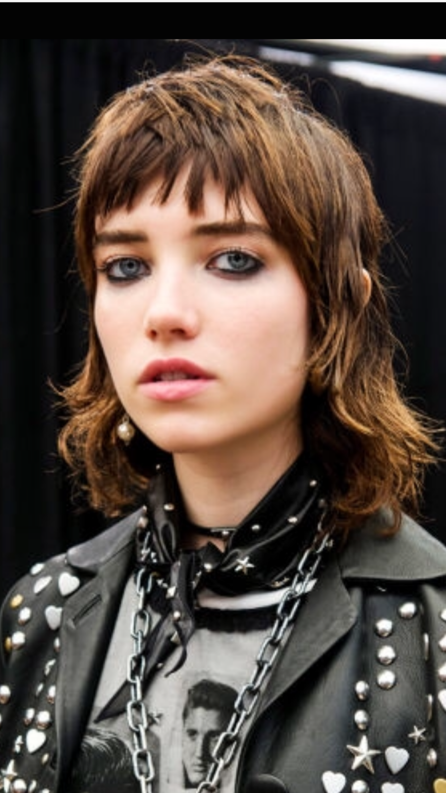 Electric Hair | 641 Mahan Rd Unit 203a, Gibsons, BC V0N 1V8, Canada | Phone: (604) 886-8646
