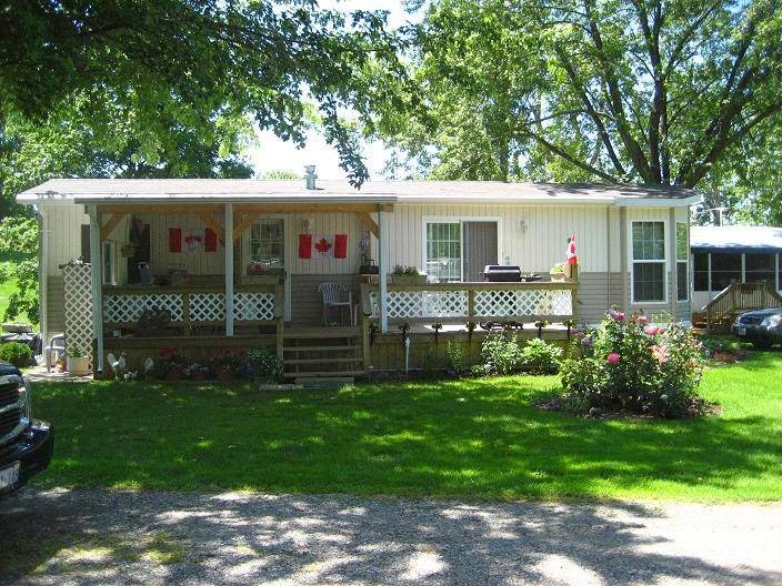 Rock Glen Family Resort | 8685 Rock Glen Rd, Arkona, ON N0M 1B0, Canada | Phone: (519) 828-3456
