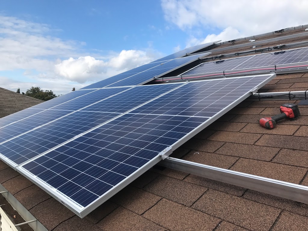 Execon Roofing and Solar 1104 Des Cerisiers St, Rockland, ON K4K 1K9
