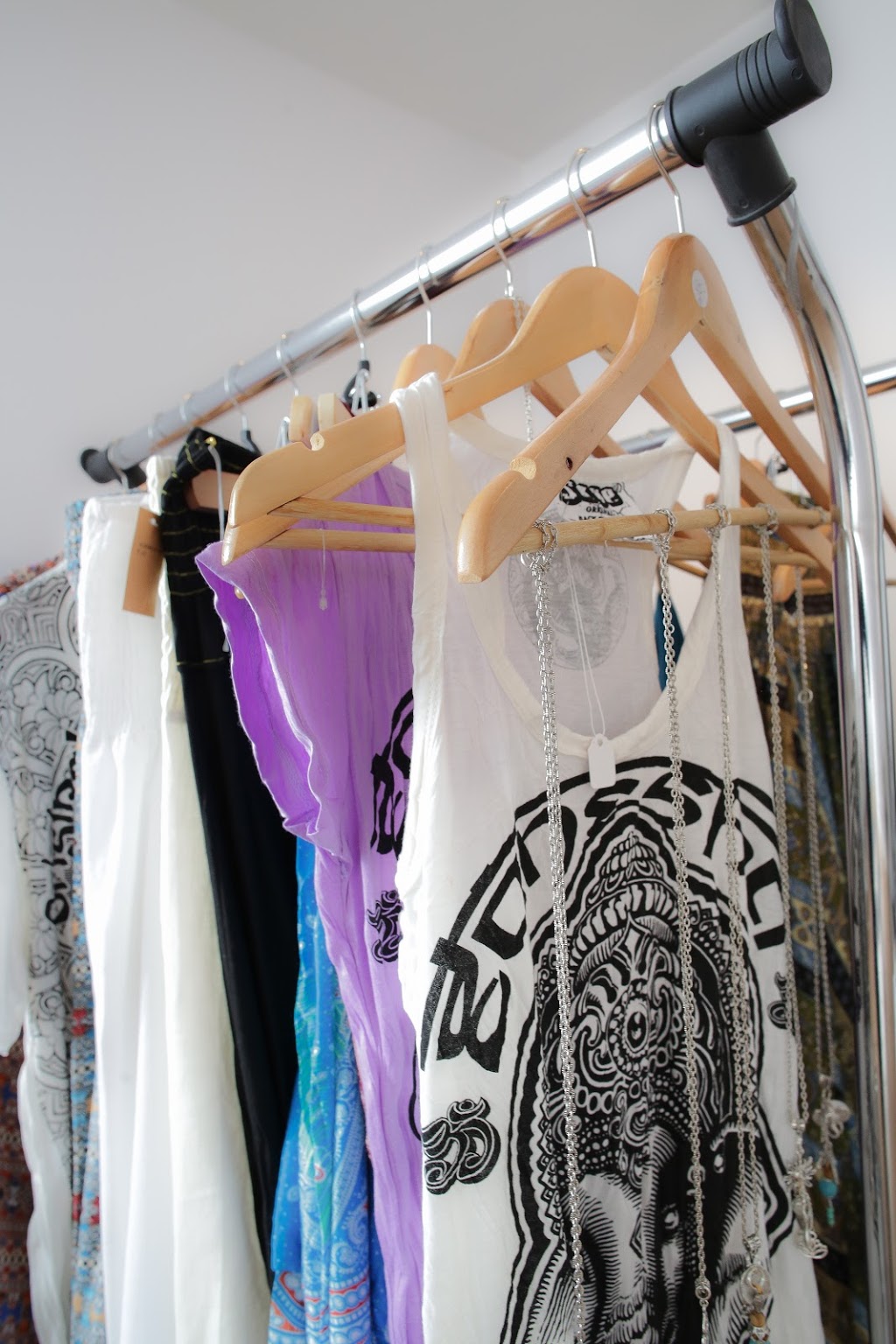 Le Studio Blanc | 14050 Boulevard Henri-Bourassa, Québec, QC G1G 1S5, Canada | Phone: (418) 264-3893