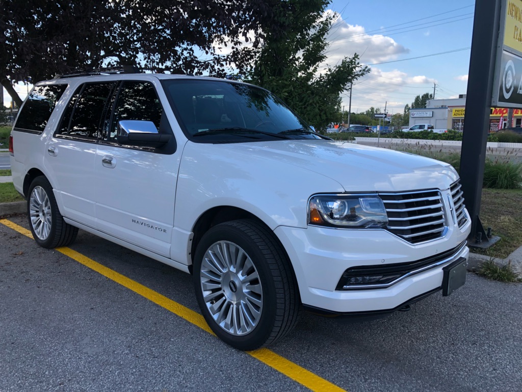 Black Tie Executive Limo Barrie | 452 Tiffin St, Barrie, ON L4N 9W8, Canada | Phone: (705) 721-1444