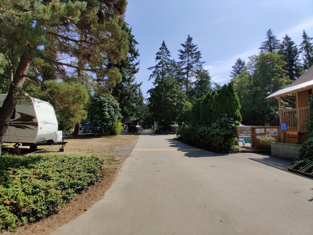 Pathfinder Camp Resorts - Parksville | 380 Martindale Rd, Parksville, BC V9P 1R7, Canada | Phone: (866) 267-3678