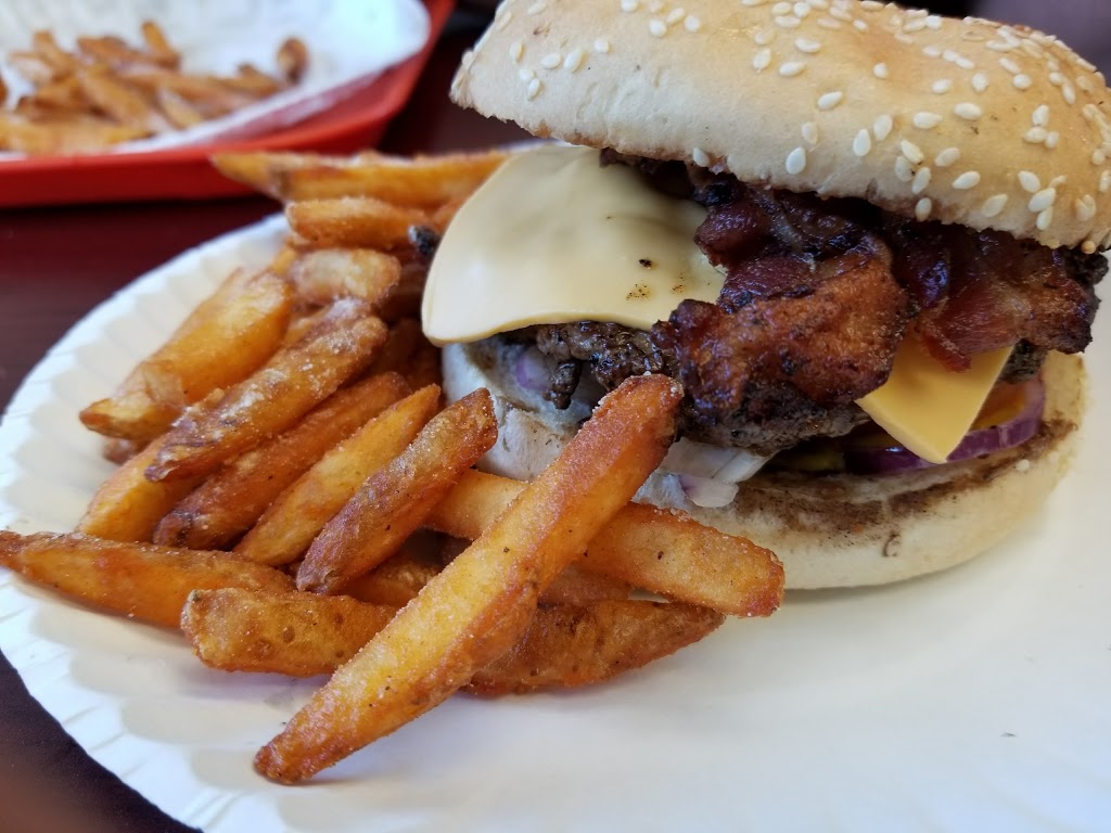 Milano Pizzeria | 290 King St E, Gananoque, ON K7G 1G5, Canada | Phone: (613) 382-8222