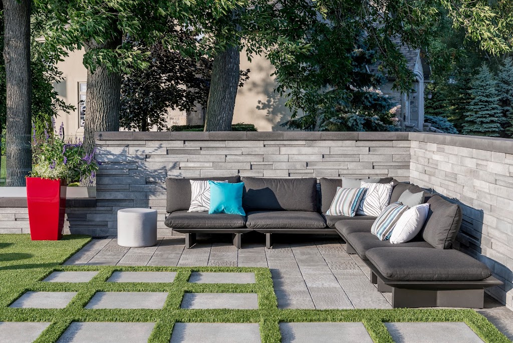 Pavé Sélect Rinox - Vrac | 8096 Bd Wilfrid-Hamel, Québec, QC G2G 0H7, Canada | Phone: (418) 929-9403