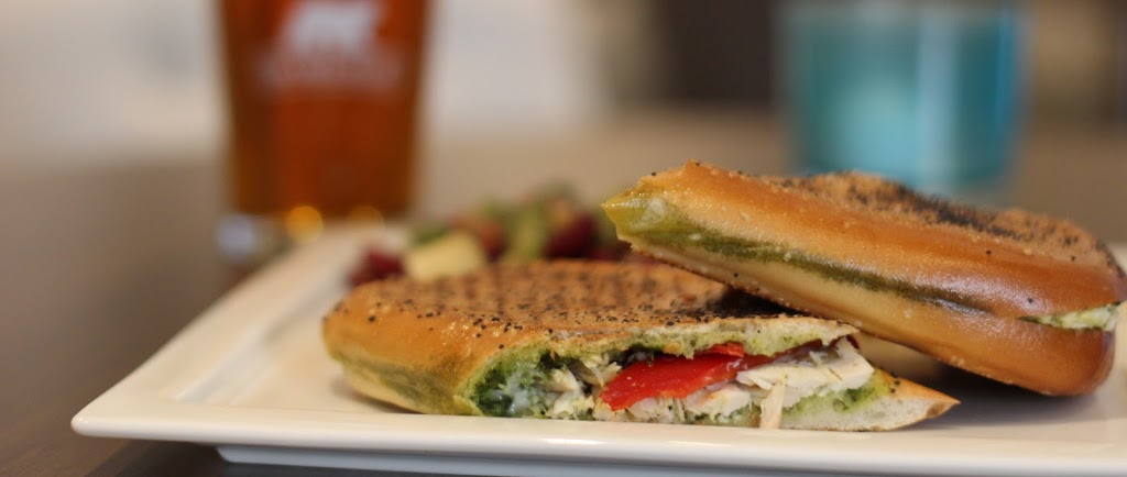 Moca Loca Café Co Inc | 15 Rue de Valcourt, Gatineau, QC J8T 8H1, Canada | Phone: (819) 561-5028