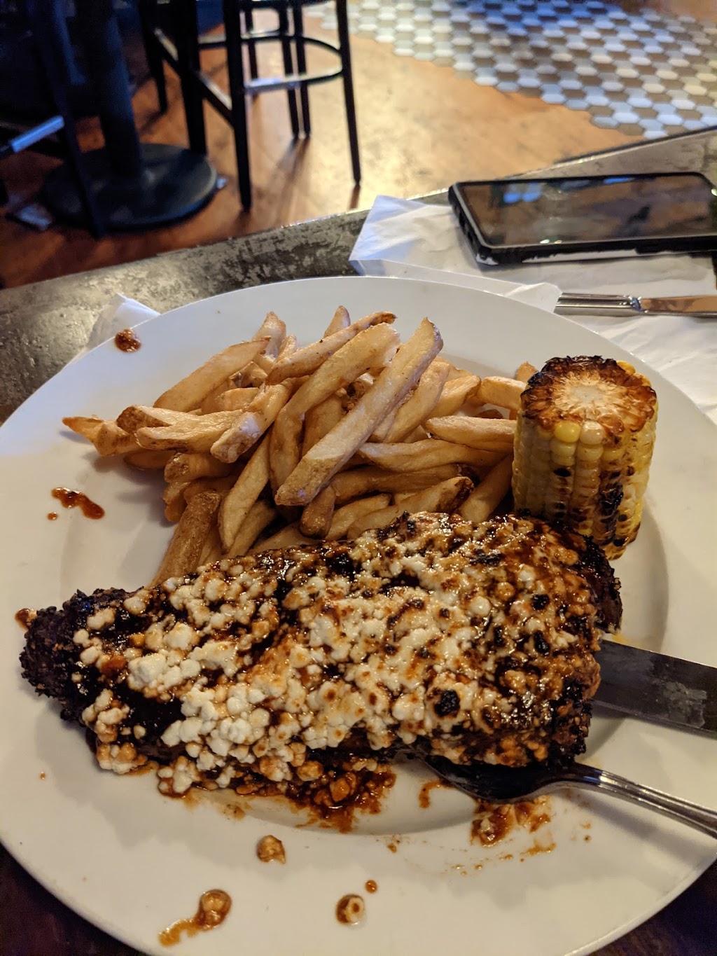 Chucks Roadhouse Bar & Grill | 1399 Exmouth St, Sarnia, ON N7T 5N8, Canada | Phone: (519) 491-6000