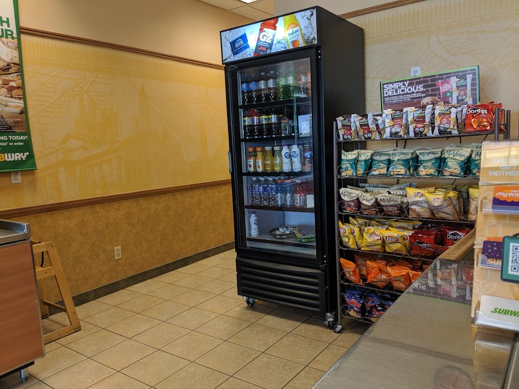 Subway | 867, 877 Waverley St Unit 10, Winnipeg, MB R3T 5V3, Canada | Phone: (204) 489-0923
