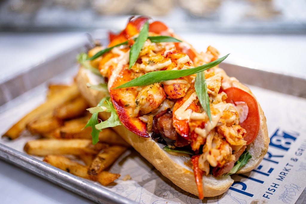 Pier 87 Seafood Grill UCM | 17600 Yonge St, Newmarket, ON L3Y 4Z1, Canada | Phone: (905) 856-3474