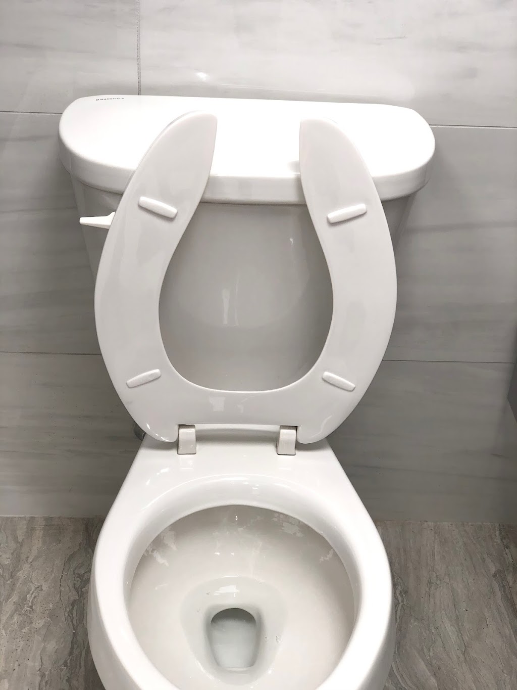 MQN Janitorial Cleaning | 1474 Evans Blvd, London, ON N6M 0A8, Canada | Phone: (226) 224-9403