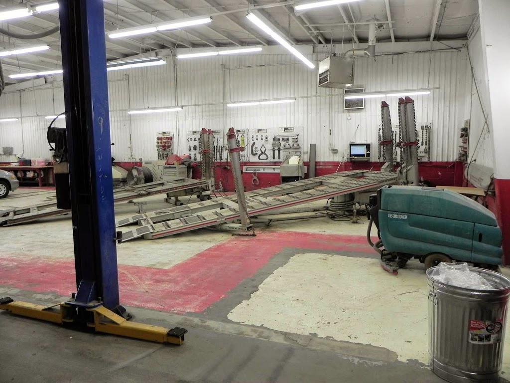 Richmond Auto Body | 66629 Gratiot Ave, Richmond, MI 48062, USA | Phone: (586) 727-8960