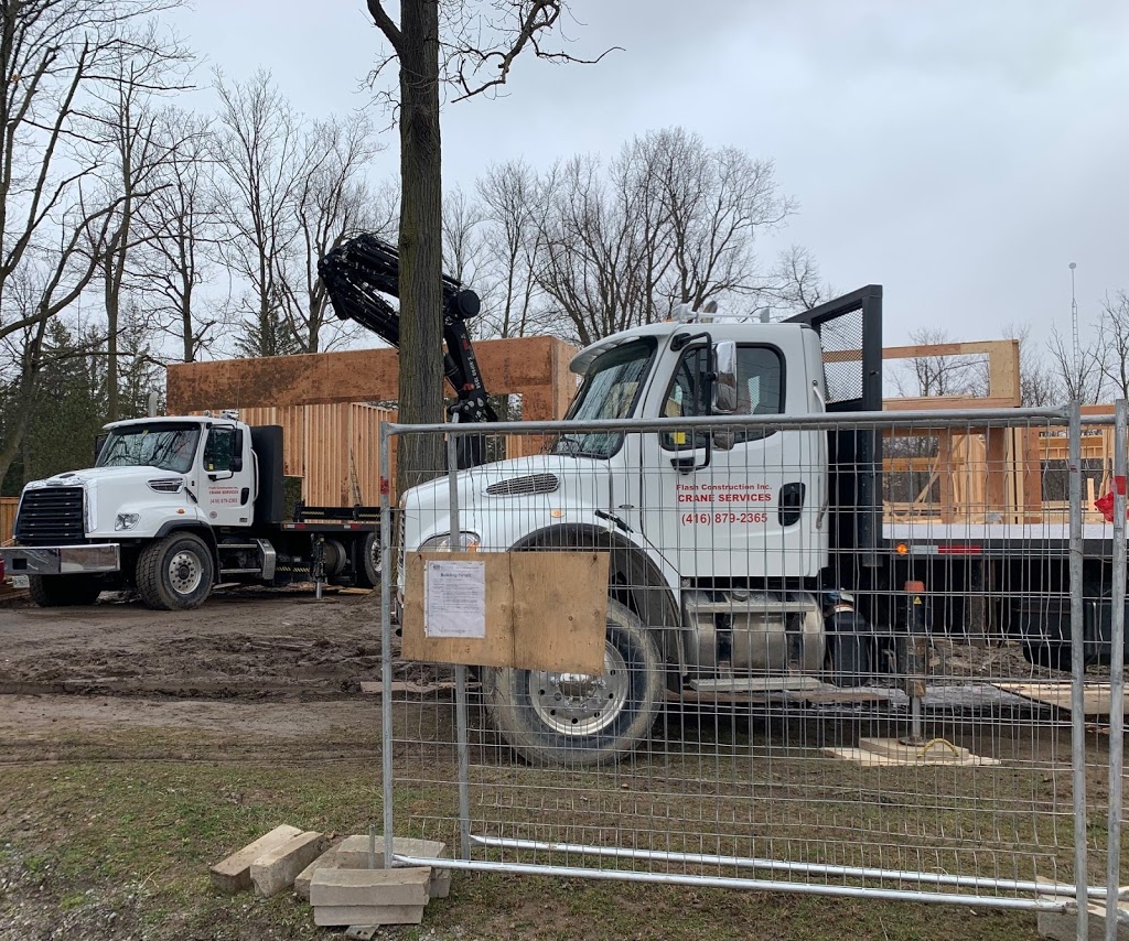 Flash Cranes | 8 Line, Halton Hills, ON L7G 4S5, Canada | Phone: (905) 454-8555