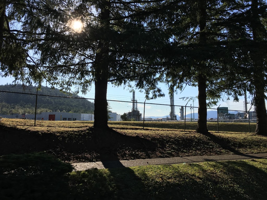 Suncor Energy Svc Inc | 1155 Glenayre Dr, Port Moody, BC V3H 1J7, Canada | Phone: (604) 936-0122