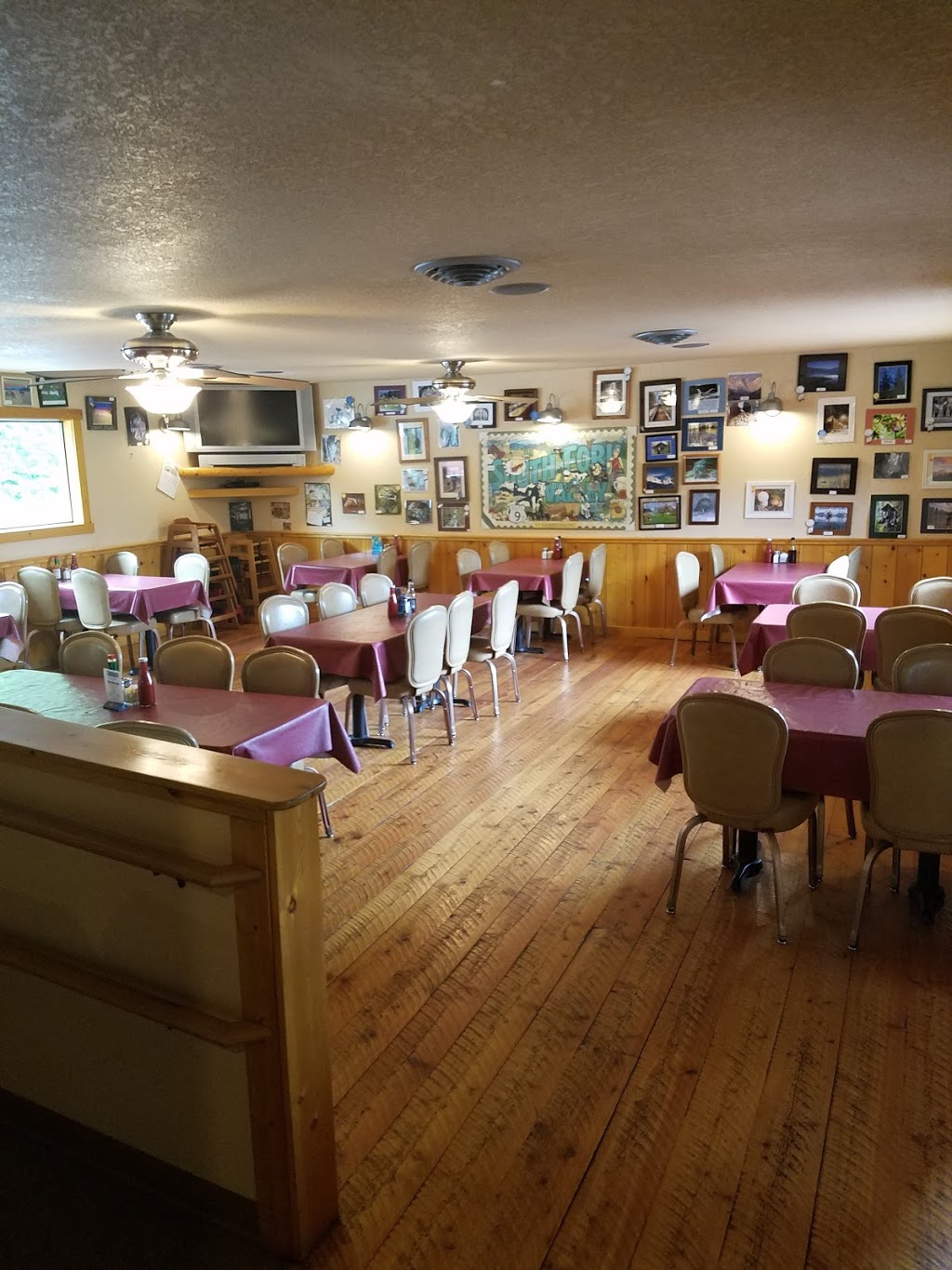 Blue Mountain Grill | 974 Valley Hwy, Acme, WA 98220, USA | Phone: (360) 595-2200