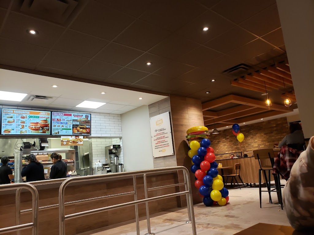 Burger King | 1430 McPhillips St, Winnipeg, MB R2V 3C5, Canada | Phone: (204) 987-8423