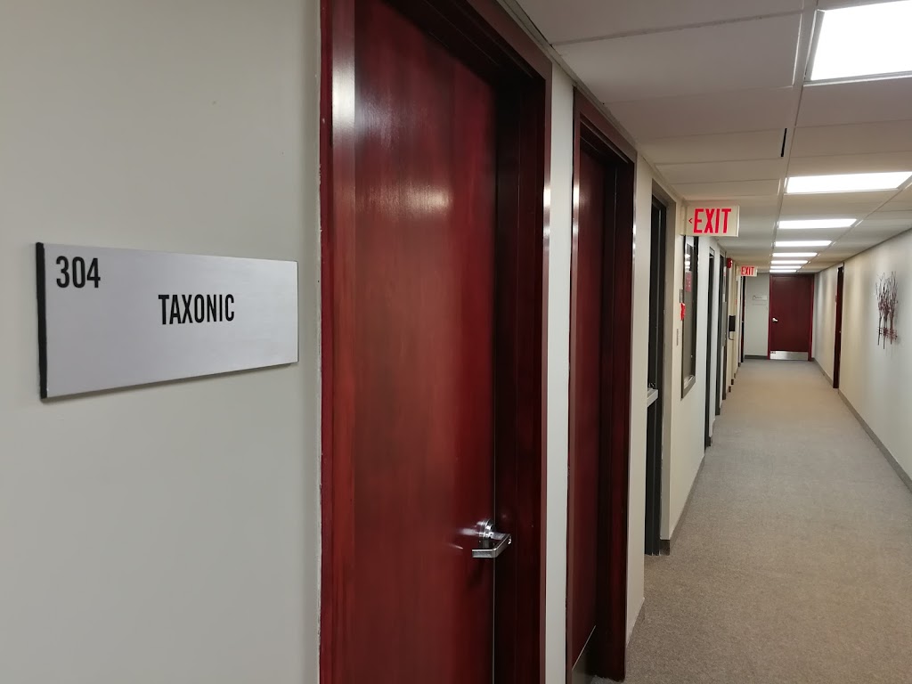 TAXONIC Tax Preparation & Bookkeeping Services | 2900 Gibford Dr #206, Ottawa, ON K1V 2R4, Canada | Phone: (613) 680-8296