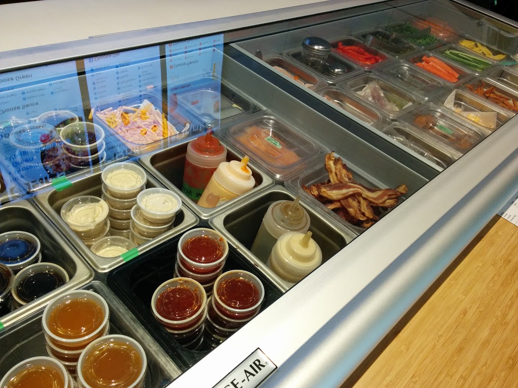 Charlies Chopsticks | 20 Thorold Rd, Welland, ON L3C 3T3, Canada | Phone: (905) 735-9888