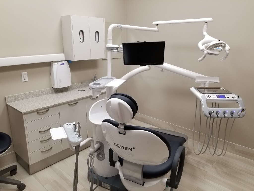 Eric Kemp DD Denture Care | 29 Pelham Town Square, Fonthill, ON L0S 1E0, Canada | Phone: 289-606-1317