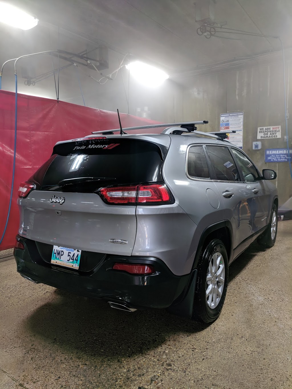 Buggy Bath Car Wash | 500 Moray St, Winnipeg, MB R3J 3X2, Canada | Phone: (204) 489-4718