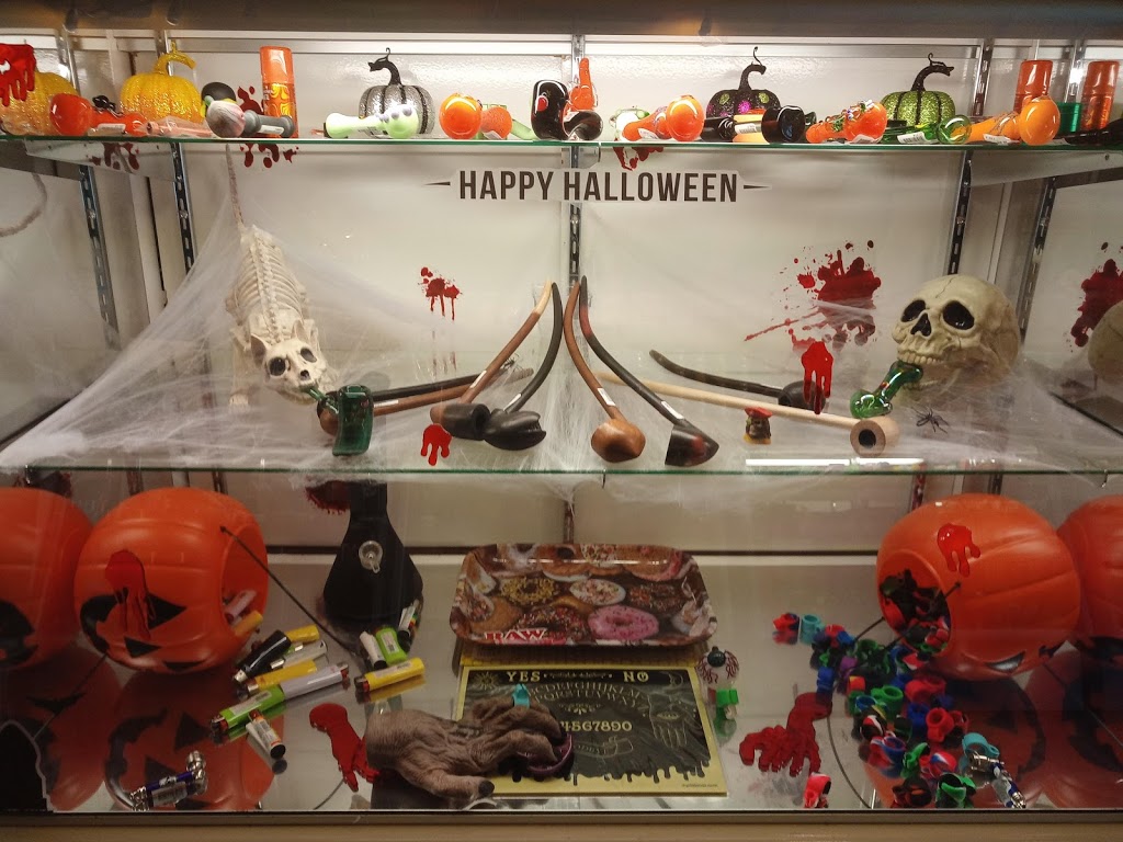 Happy Dayz | 79 Dunlop St W, Barrie, ON L4N 1A5, Canada | Phone: (705) 797-0346