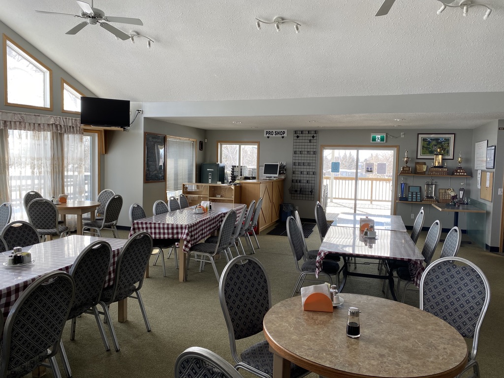 Bowden Hi-Way Golf Course | 2313 17 Ave, Bowden, AB T0M 0K0, Canada | Phone: (403) 224-2121