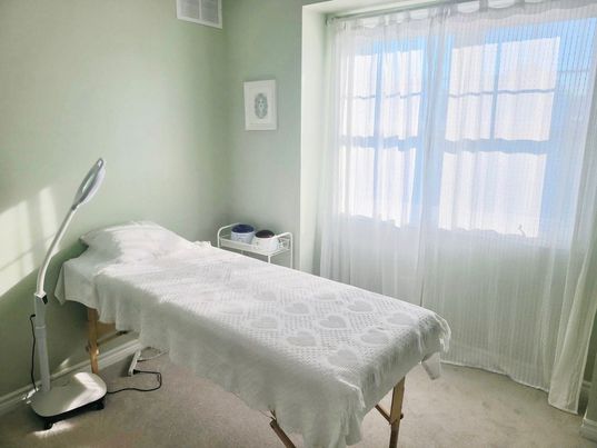 Julias Esthetics | 1112 Apolune St, Ottawa, ON K2J 6N8, Canada | Phone: (819) 328-1125