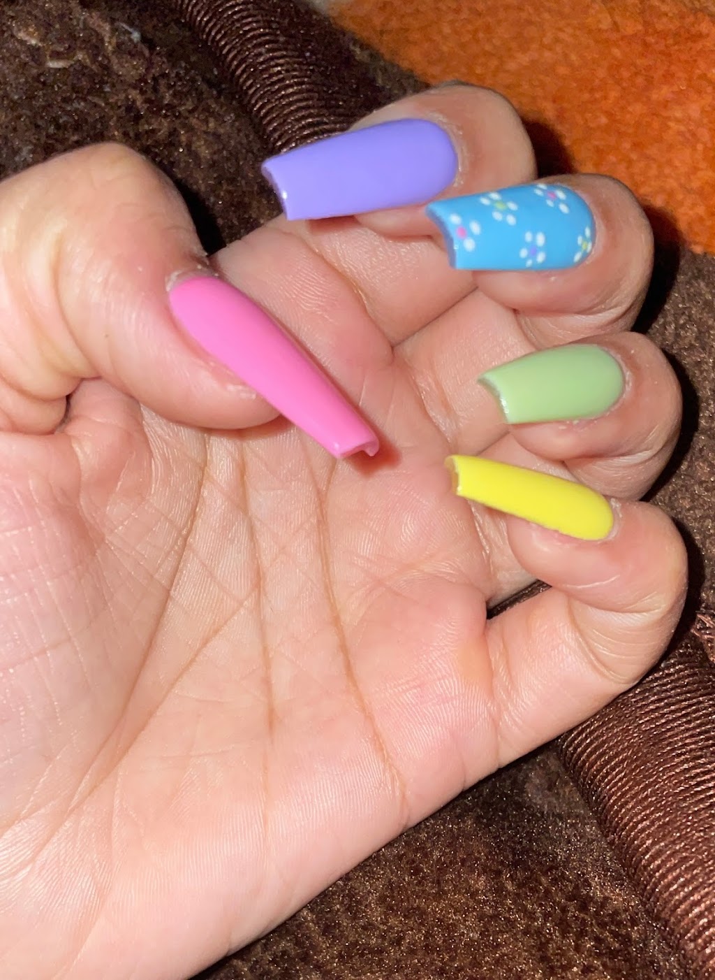 Naturally Nails | 1667 Merivale Rd, Nepean, ON K2G 3K2, Canada | Phone: (613) 224-1777