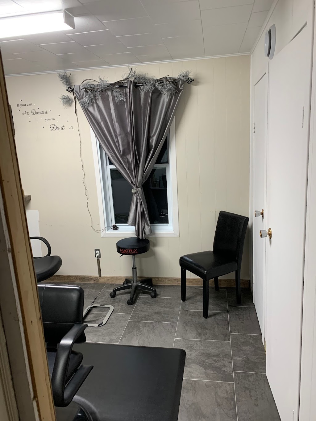 Coiffure Bel Air (Cheveux et Cils) | 551 Rte de la Providence, Pohénégamook, QC G0L 1J0, Canada | Phone: (418) 943-3703