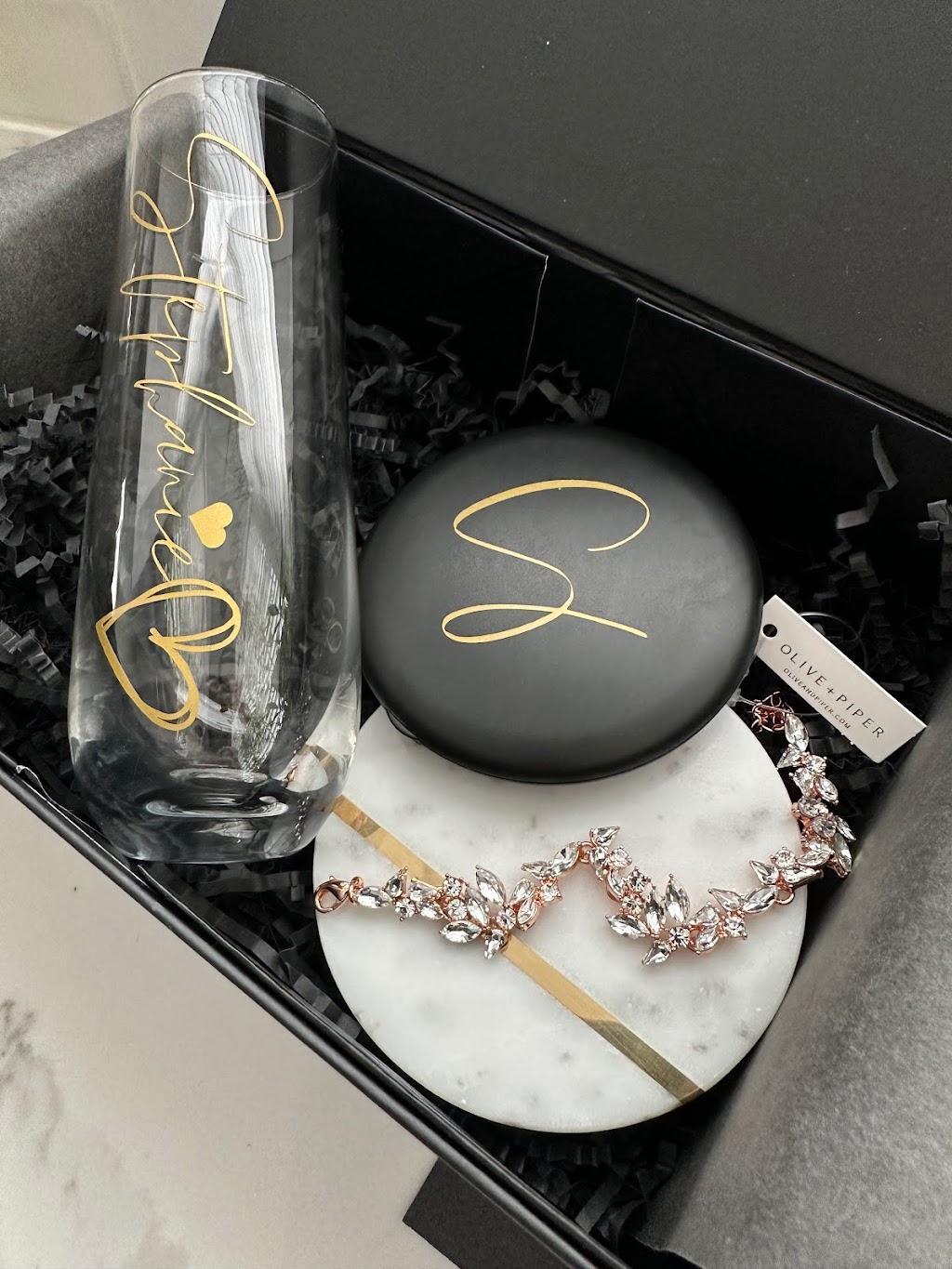Ravn Gift Co. | 10 Glendale Ave, Delhi, ON N4B 2P1, Canada | Phone: (905) 741-5327