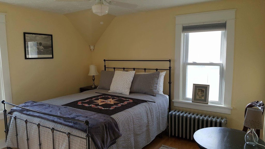 Wolf Ridge Guest House | 4981 Ridge Rd, Lockport, NY 14094, USA | Phone: (716) 479-1412