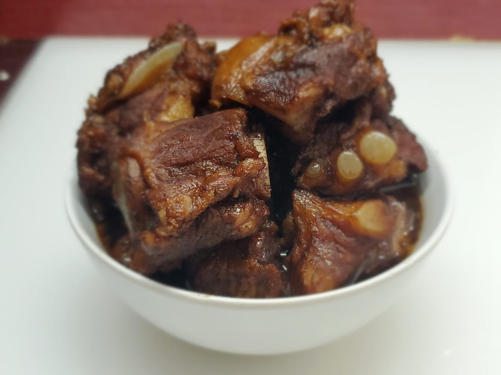 Toké | 4740 Rue Hochelaga, Montréal, QC H1V 1E3, Canada | Phone: (514) 259-8280