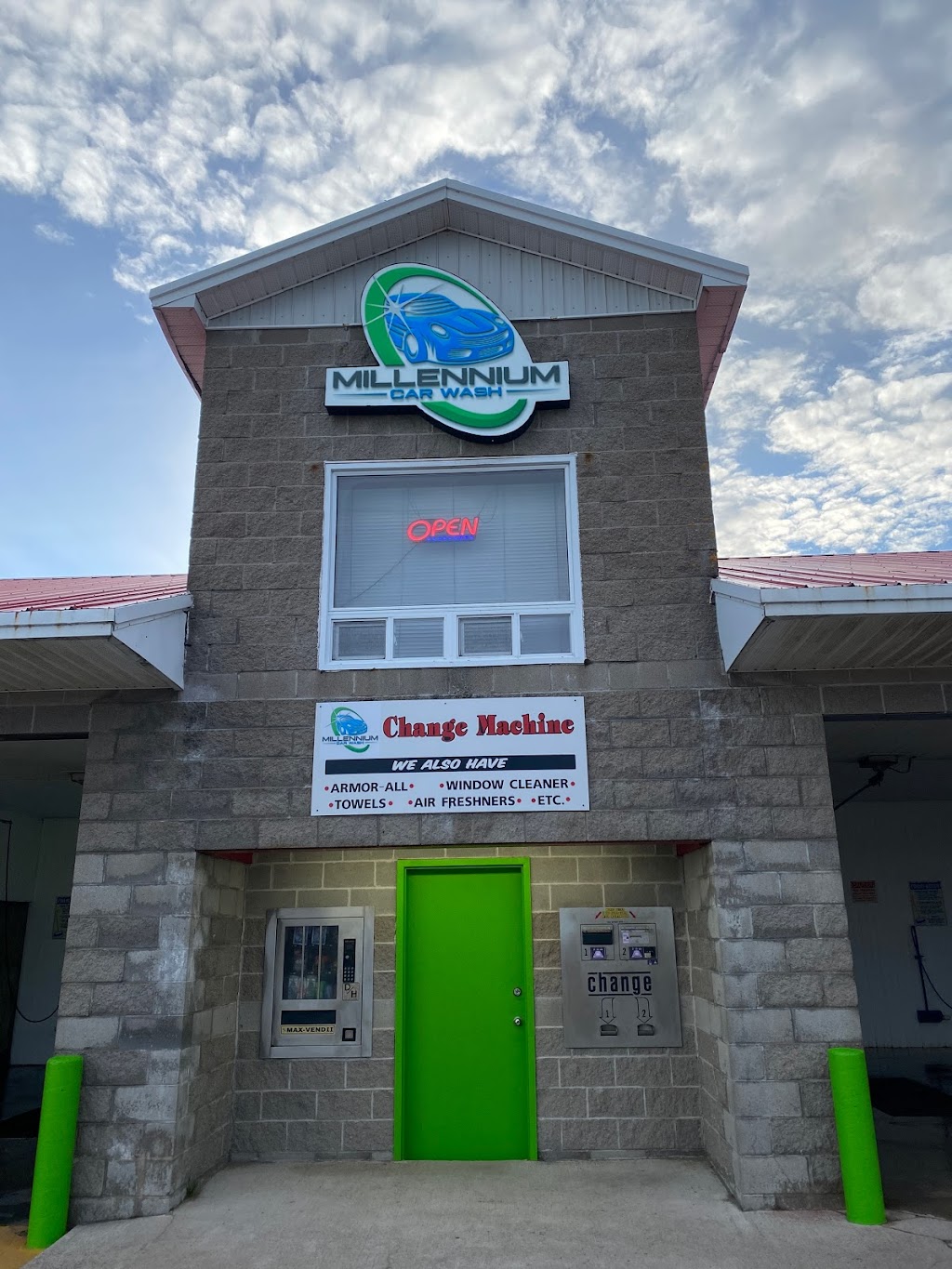 MILLENNIUM CAR WASH | 28 Millennium Dr, Quispamsis, NB E2E 4B1, Canada | Phone: (506) 631-8002