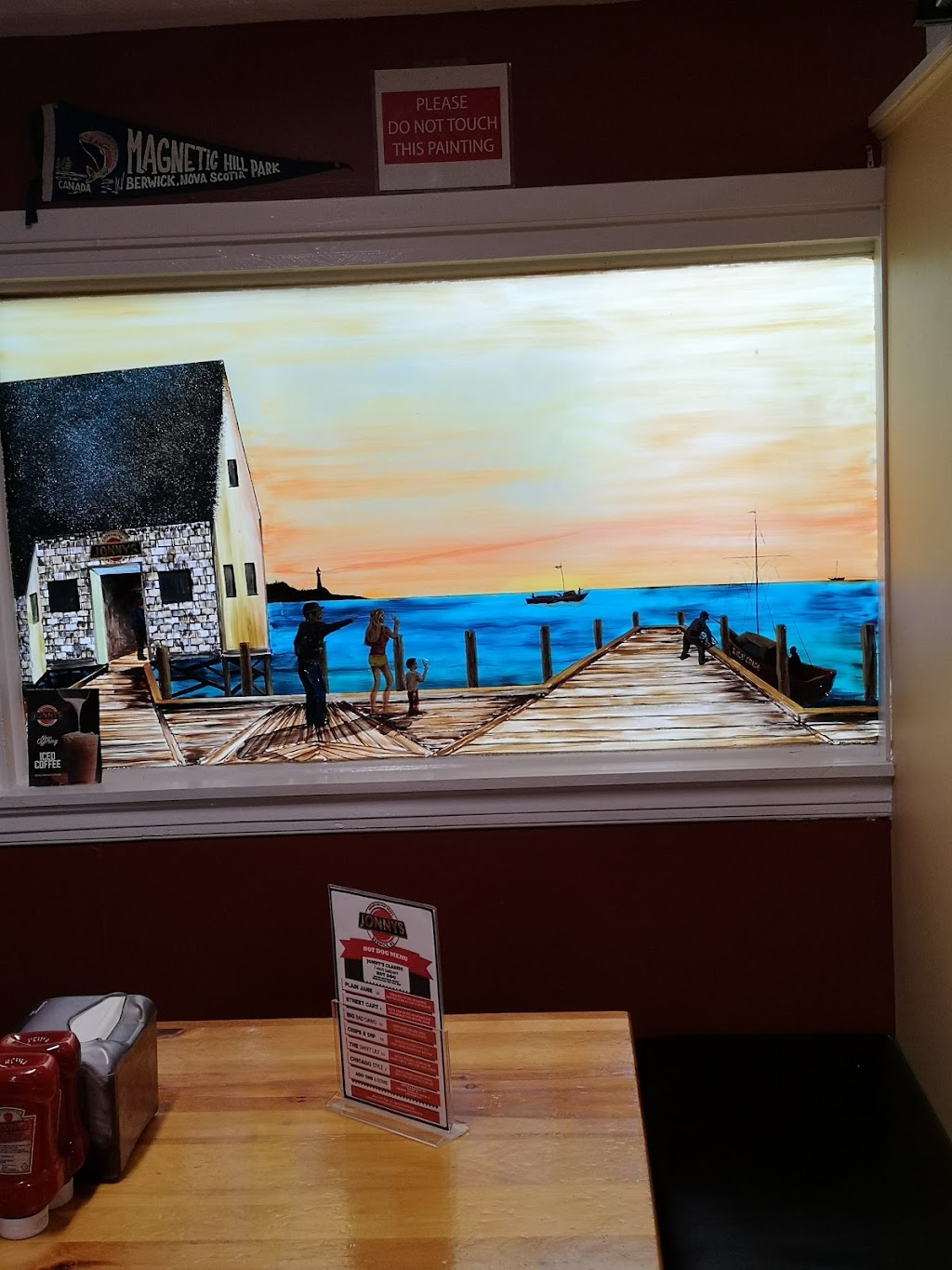 Jonnys Cookhouse and Ice Cream Shop | 4287 Evangeline Trail, Berwick, NS B0P 1E0, Canada | Phone: (902) 375-3033