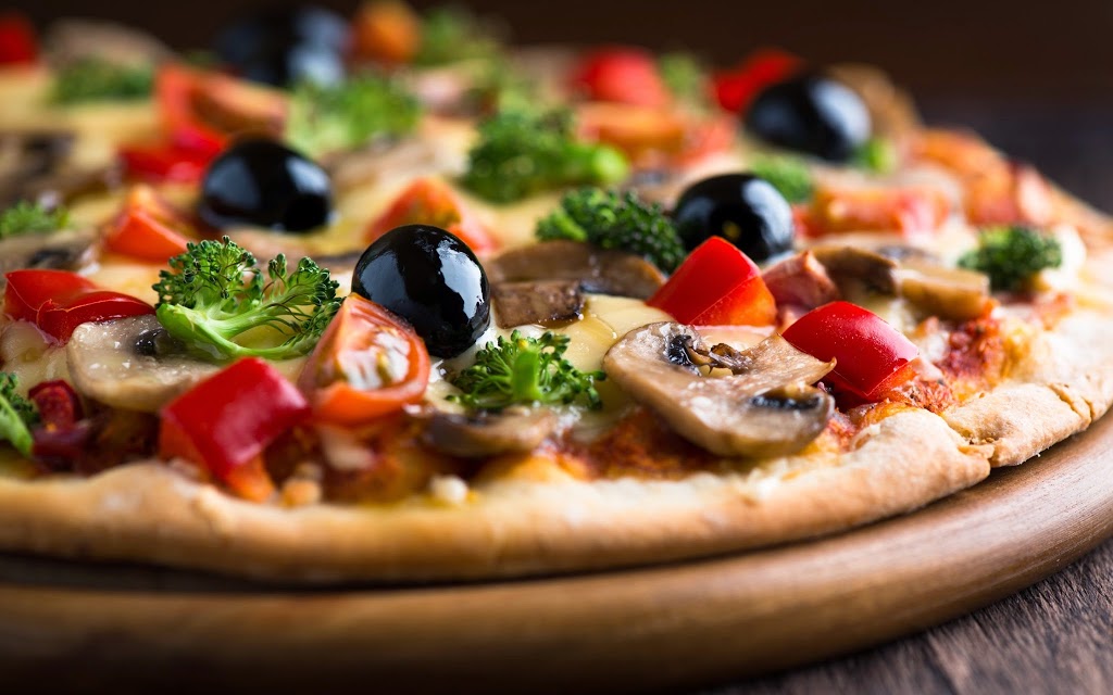 Al Noor Halal Pizza & Chicken | 2540 Eglinton Ave W, York, ON M6M 1T1, Canada | Phone: (416) 651-1166
