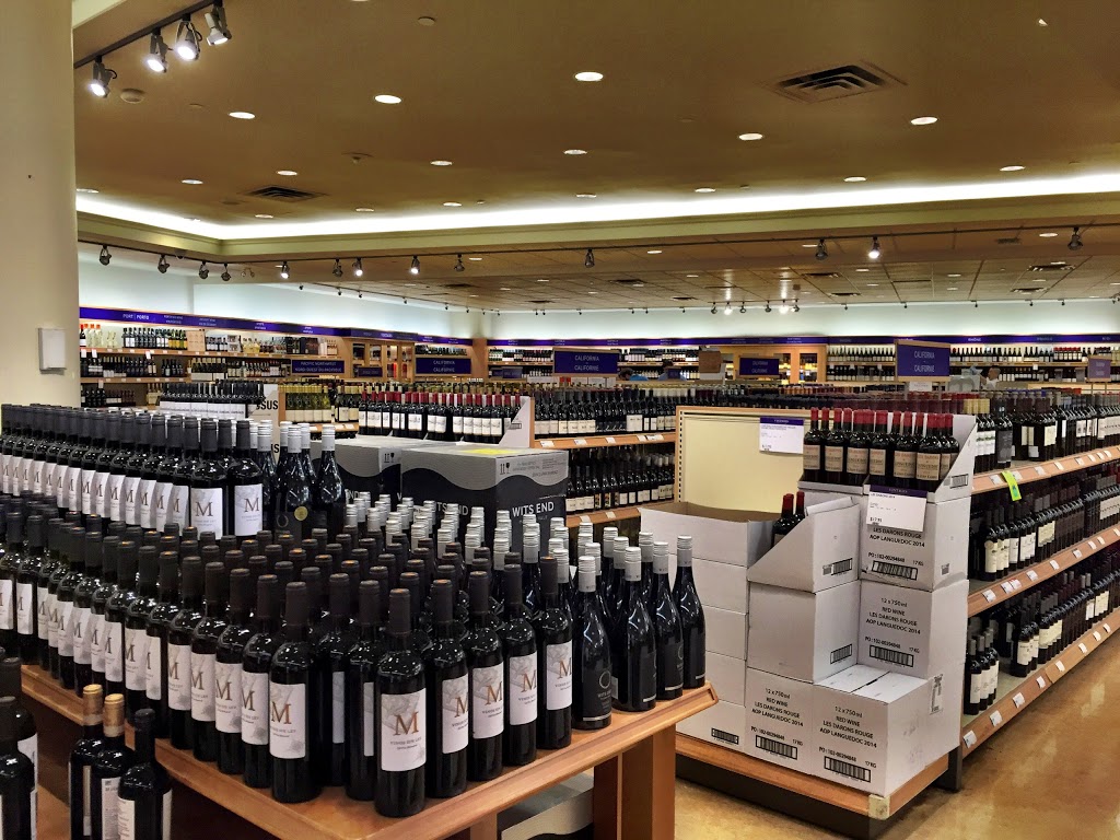 LCBO | Queens Quay, 2 Cooper St, Toronto, ON M5E 0B8, Canada | Phone: (416) 864-6777