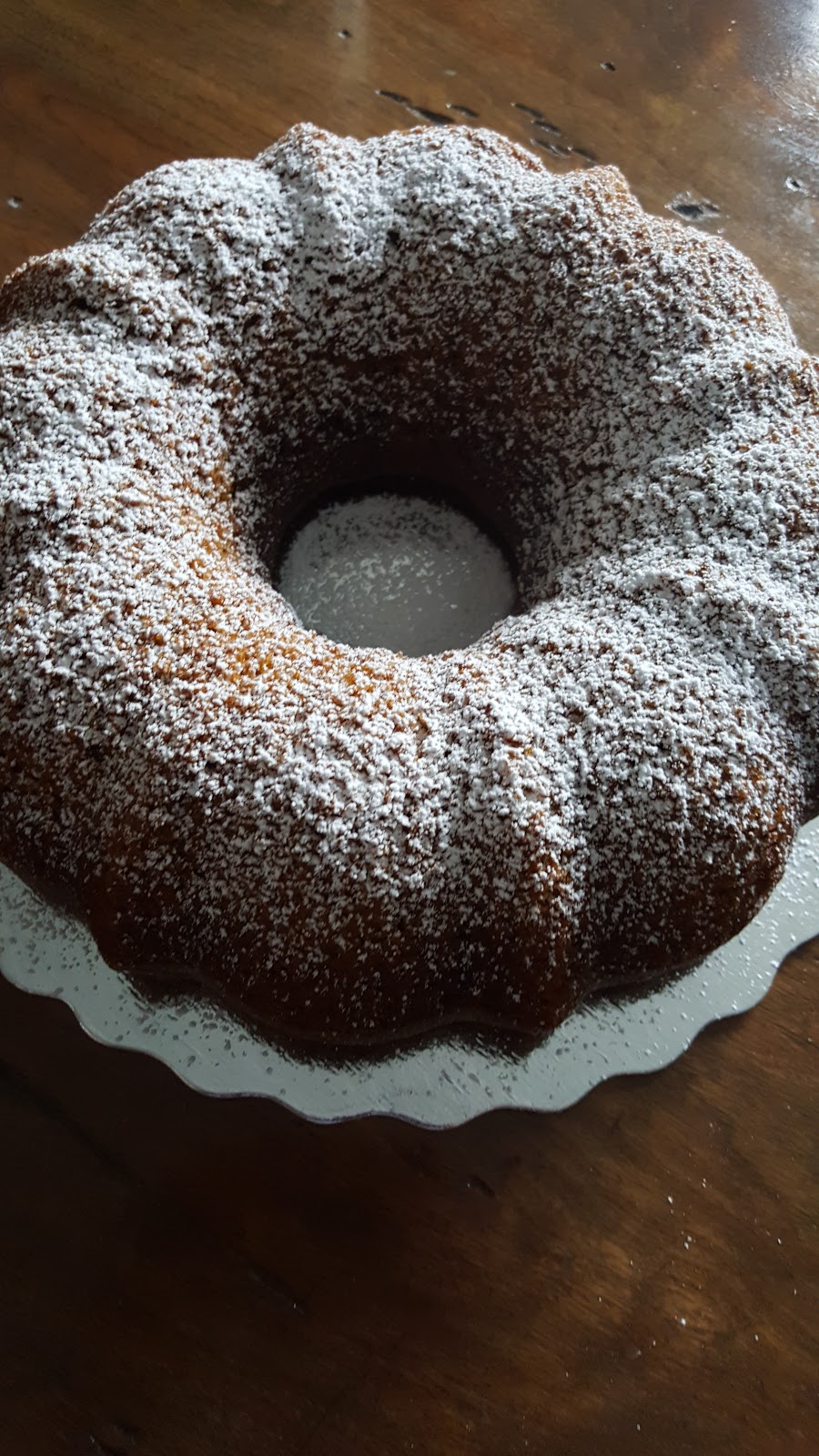 Picadilly Cakery | 965 Dundas St W, Whitby, ON L1P 1G8, Canada | Phone: (905) 430-2777