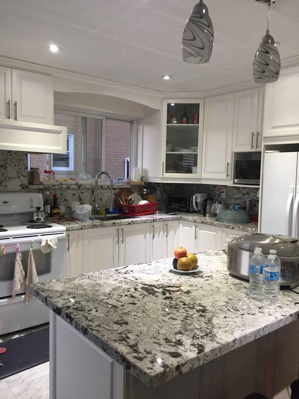 Granite Quartz & Marble Countertops for Kitchen - Amaztone | 55 Brisbane Rd, North York, ON M3J 2K3, Canada | Phone: (416) 739-7304