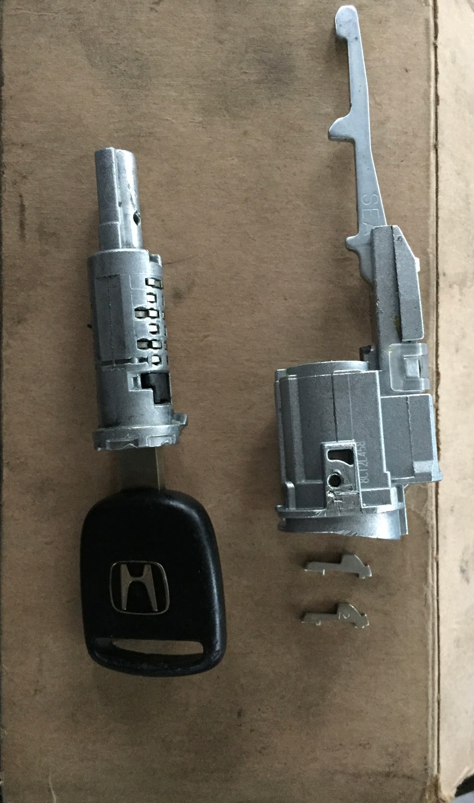 Car Keys Solutions | Clés Automobiles | 11501 Boul Gouin O, Roxboro, QC H8Y 1X7, Canada | Phone: (514) 548-3335