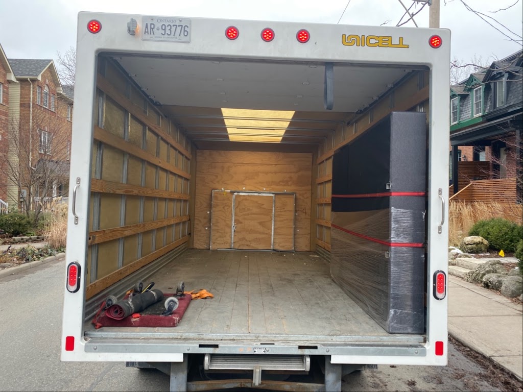 Real GTA Movers | 16 Brookers Ln, Etobicoke, ON M8V 0A5, Canada | Phone: (647) 627-5464