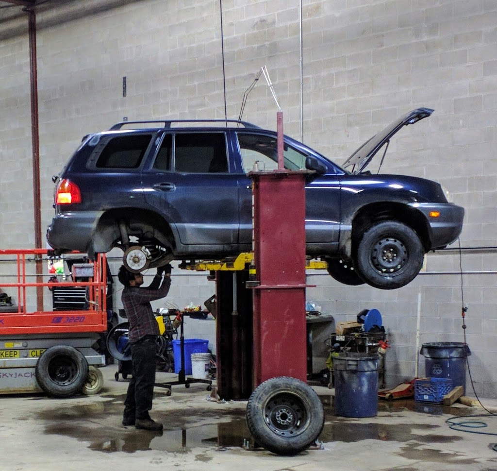 CSR Automotive inc. | 56 Churchill Dr, Barrie, ON L4N 8Z5, Canada | Phone: (705) 796-1796