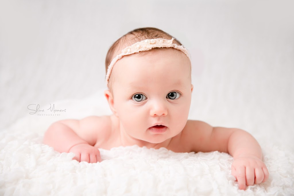 Shine Moment Photography Studio | 357 Pooley Pl, Victoria, BC V9A 6Y5, Canada | Phone: (780) 266-1331