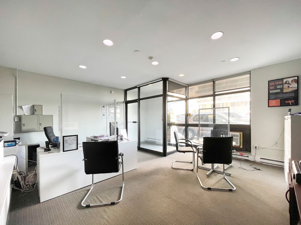 Centennial Towers | 150 Darling St, Brantford, ON N3T 6A7, Canada | Phone: (519) 770-4998