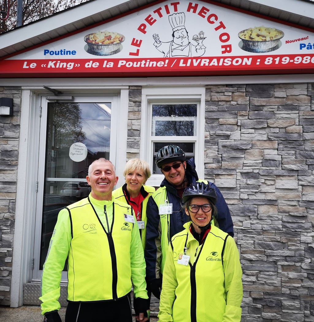 Restaurant Le Petit Hector | 565 Rue Bélanger, Gatineau, QC J8L 2M7, Canada | Phone: (819) 986-3838
